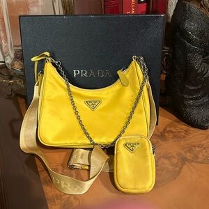 Prada Re-addition 2005 in -shoulder bag in tessuto small bag.
